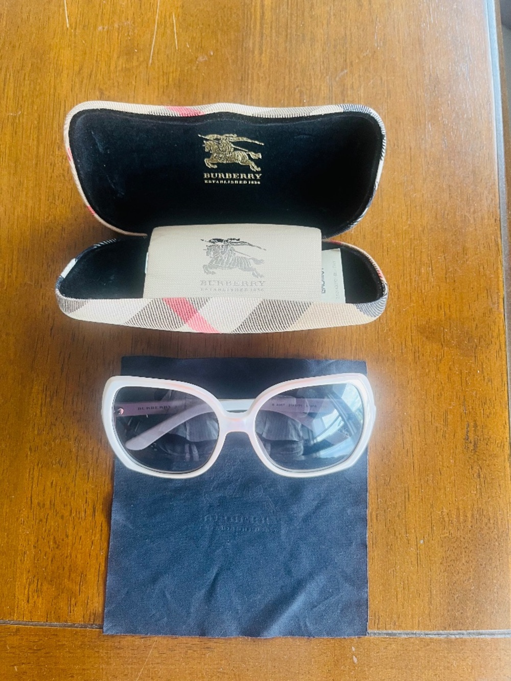 Vintage Burberry sunglasses